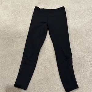 Ivivva girl size 12 black legging yoga pants with mesh